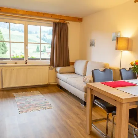 Almhaus Alpenrose Postalm