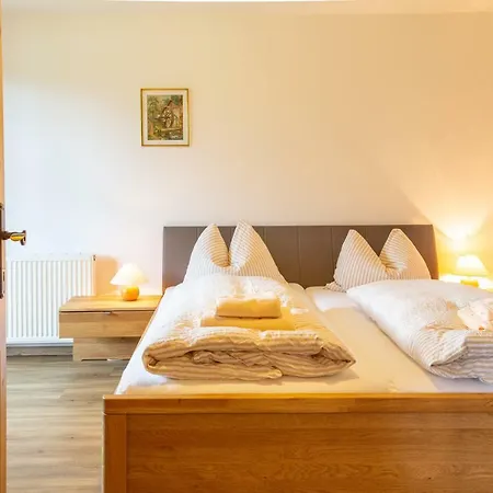 Almhaus Alpenrose Postalm Lodge