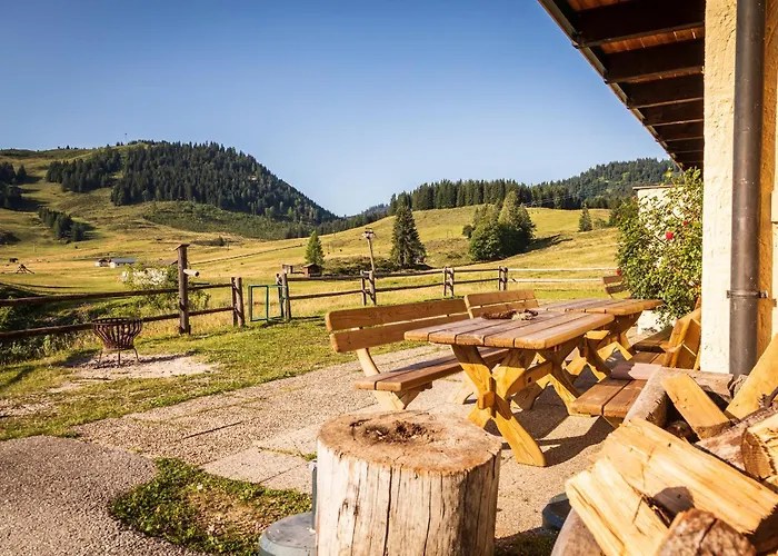 Almhaus Alpenrose Postalm Lodge *